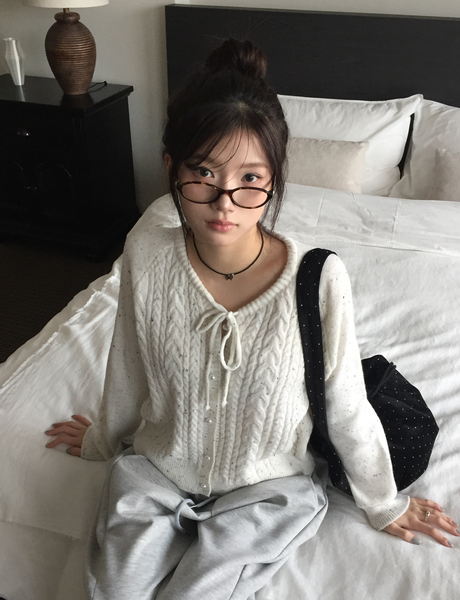 [MODIMOOD] Ribbon Pearl Knit Cardigan