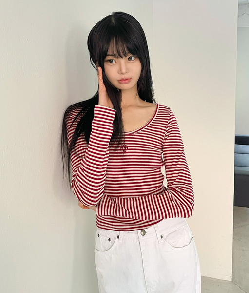 [muahmuah] Stripe U-neck Long-Sleeved T-shirt (Red)