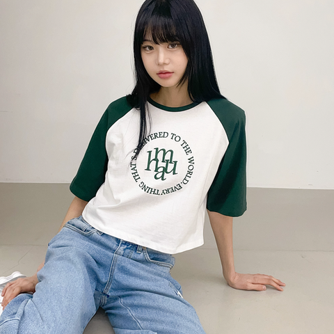 [muahmuah] Stitch Logo Raglan Short-sleeved Shirt (Deep Green)