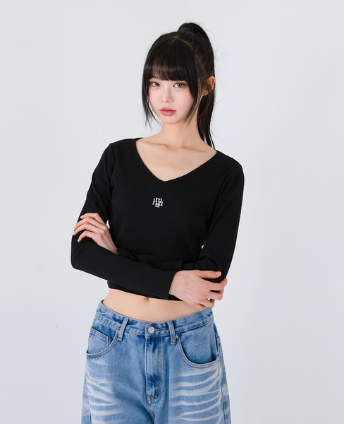 [muahmuah] Stitch V-neck Long-Sleeved T-shirt (Black)