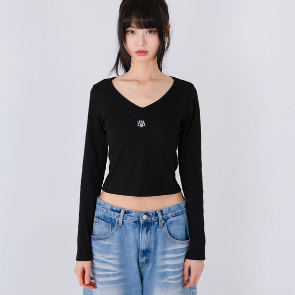 [muahmuah] Stitch V-neck Long-Sleeved T-shirt (Black)