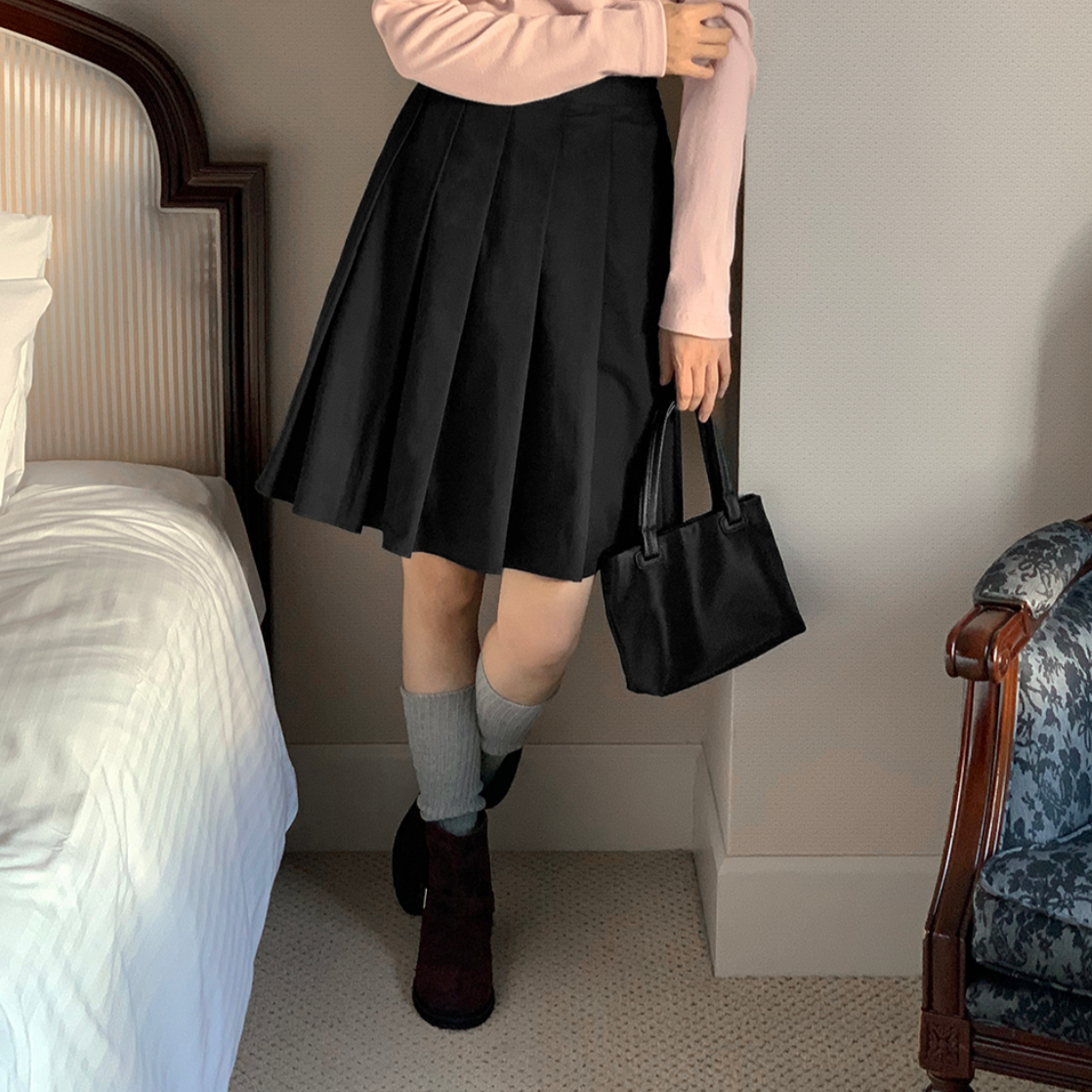 [98°C] Pleats Midi Skirt