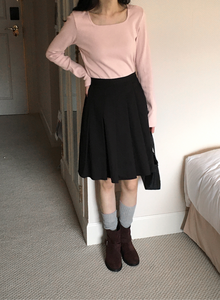 [98°C] Pleats Midi Skirt