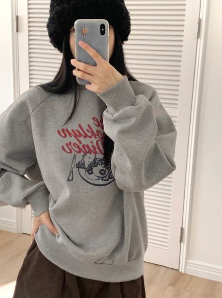 [98°C] Dining Printed Fleece Sweatshirt