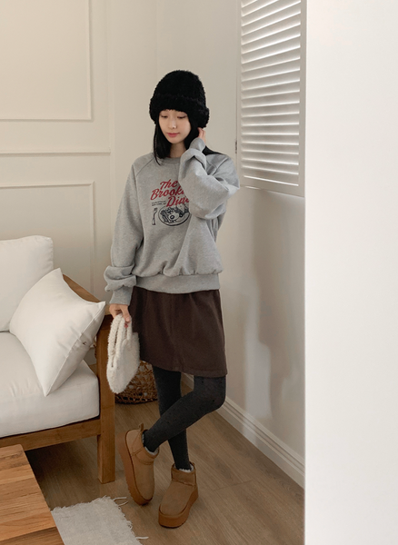 [98°C] Dining Printed Fleece Sweatshirt