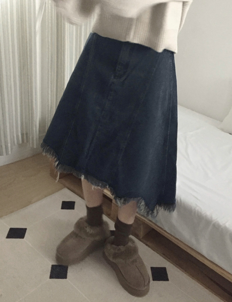 [Unbutty] Dancy Unbalanced Denim Midi SK