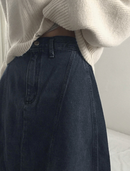 [Unbutty] Dancy Unbalanced Denim Midi SK