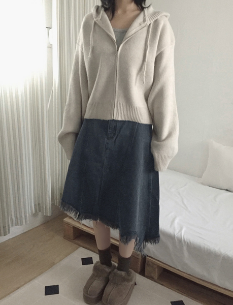 [Unbutty] Dancy Unbalanced Denim Midi SK