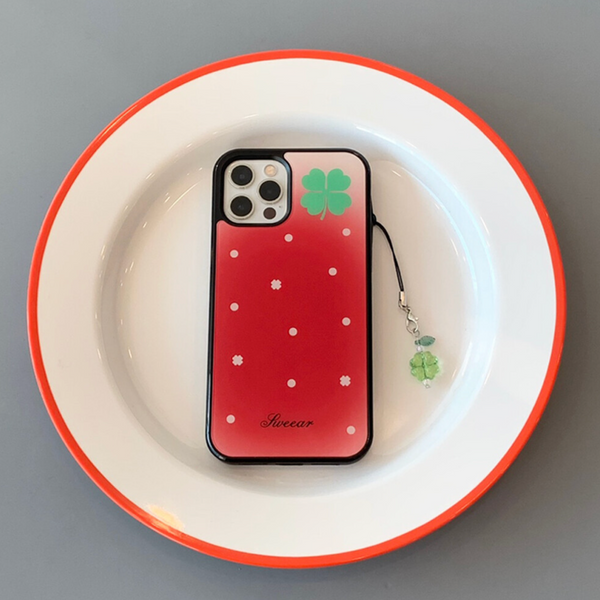 [SWEEAR] Lucky Strawberry Glass Case (MagSafe)