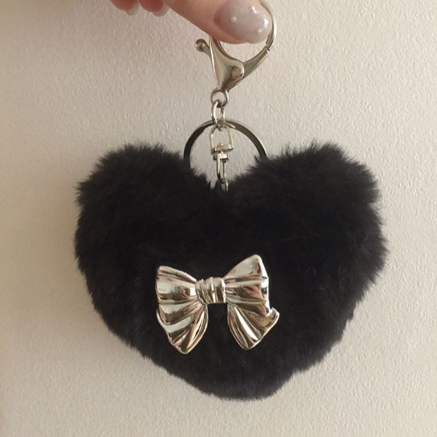 [moat] Black Ribbon Keyring