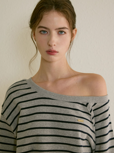 [Letter from Moon] Edin Off-Shoulder Stripe Sweatshirt (Melange Gray)