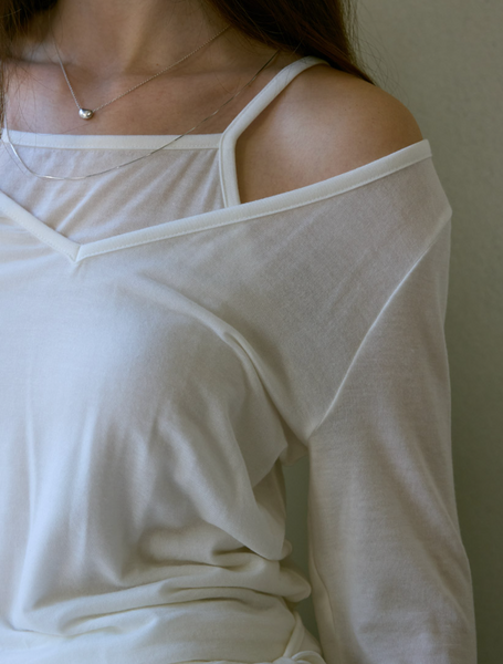 [Letter from Moon] Eve Layered V-Neck Top (Cream)