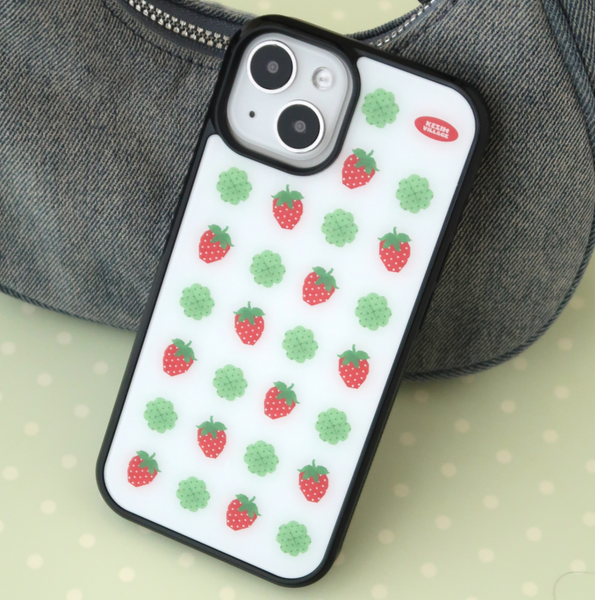 [KEZIM VILLAGE] STRAWBERRY & CLOVER Glass Bumper Case