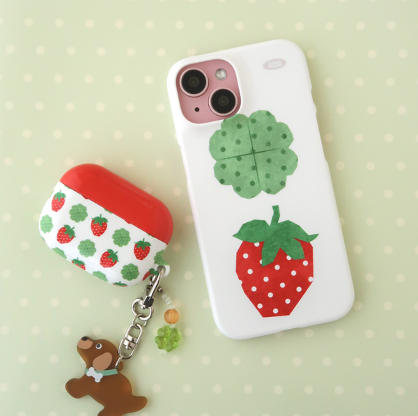 [KEZIM VILLAGE] BIG STRAWBERRY & CLOVER Hard Case