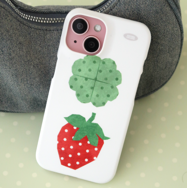 [KEZIM VILLAGE] BIG STRAWBERRY & CLOVER Hard Case