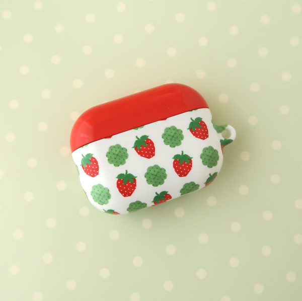 [KEZIM VILLAGE] STRAWBERRY & CLOVER Airpods Case