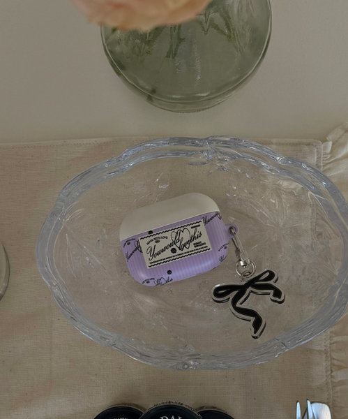 [YouWouldLoveThis] Closet Airpods Case