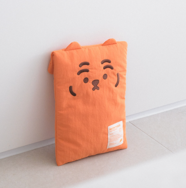 [MUZIK TIGER] Tiger Slim Laptop Pouch (Orange)