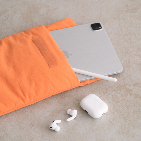 [MUZIK TIGER] Tiger Slim Laptop Pouch (Orange)