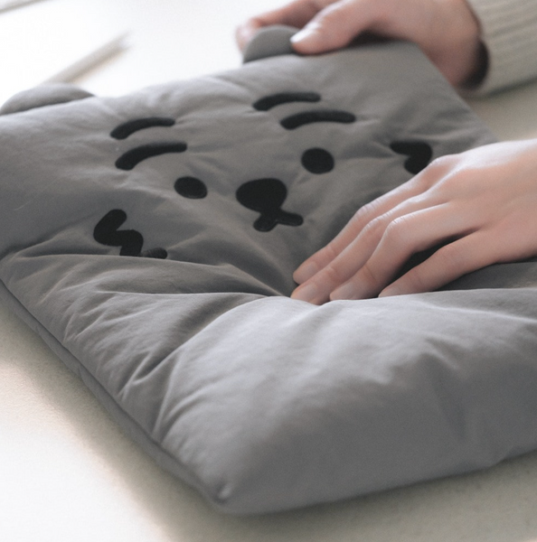 [MUZIK TIGER] Tiger Slim Laptop Pouch (Charcoal)