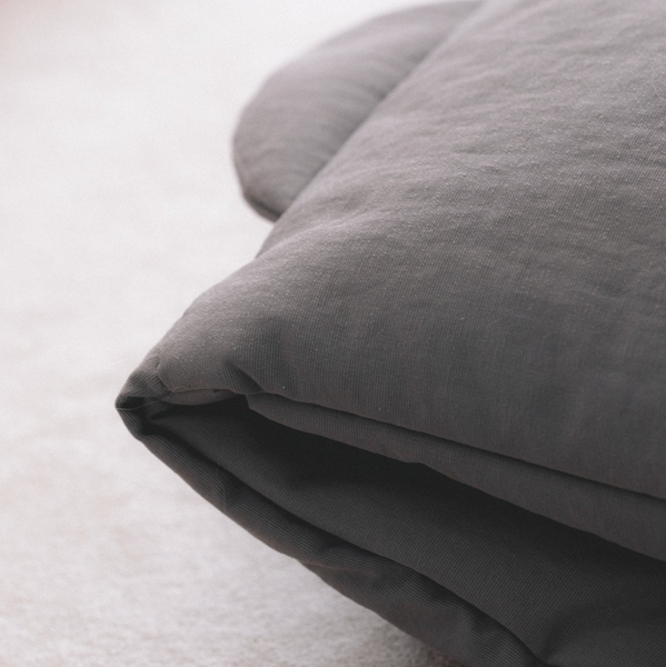 [MUZIK TIGER] Tiger Slim Laptop Pouch (Charcoal)