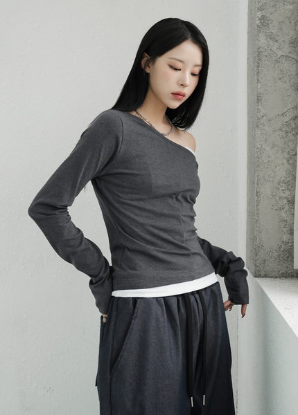 [BINARY01] Kuro Layered Ribbon T-Shirt