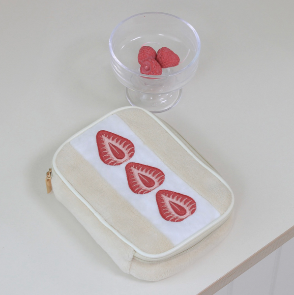 [Katze] Strawberry Sandwich