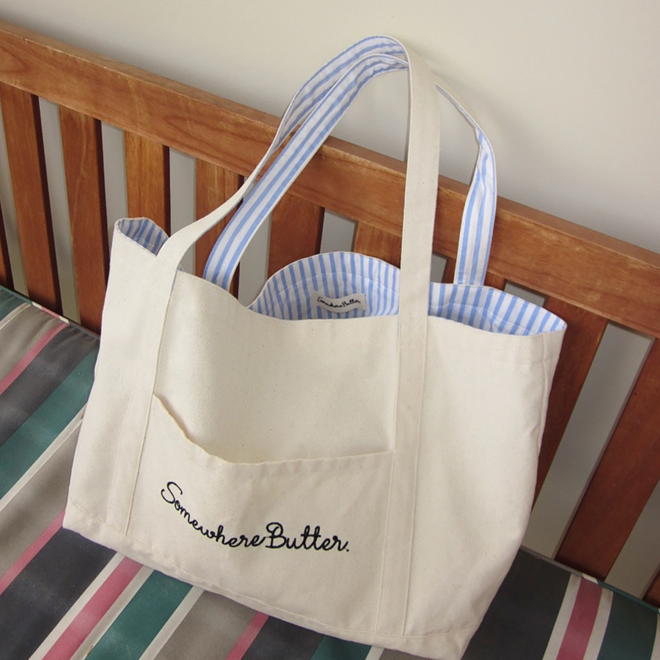 [SOMEWHERE BUTTER.] Letter Reversible Bag - Ivory