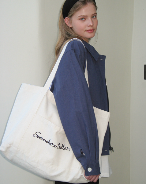 [SOMEWHERE BUTTER.] Letter Reversible Bag - Ivory