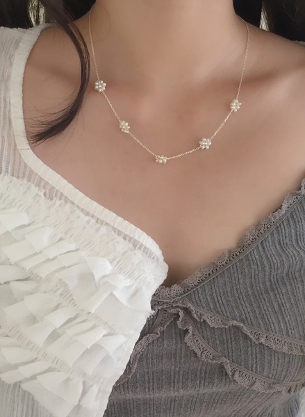 [moat] Blossom Pearl Necklace (silver925)