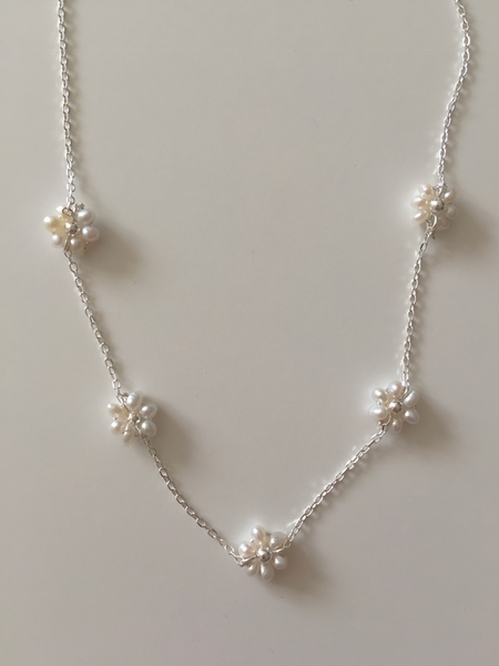 [moat] Blossom Pearl Necklace (silver925)
