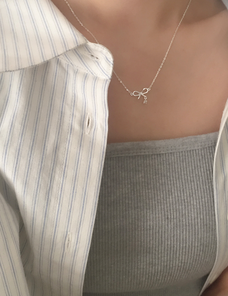 [moat] Lovely Ribbon Necklace (silver925)