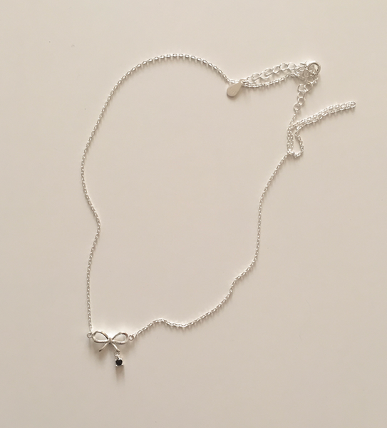 [moat] Lovely Ribbon Necklace (silver925)