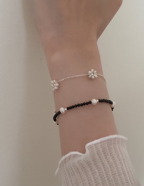 [moat] Blossom Pearl Bracelet (silver925)
