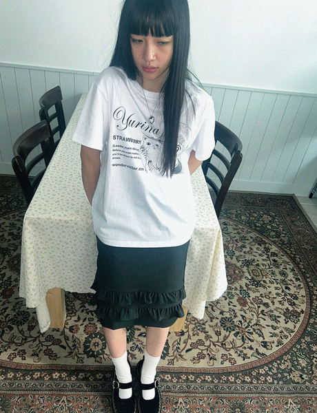 [WONDERVISITOR] YURINA pfp T-shirt (White)