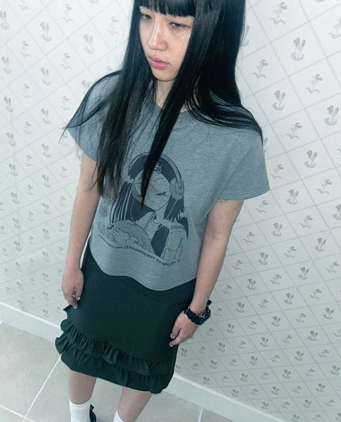 [WONDERVISITOR] HEESU Crop T-shirt (Grey)