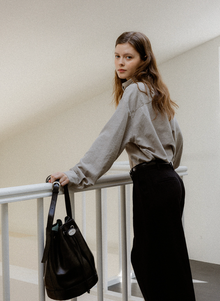 [omnipotent] Clé de bucket bag Black