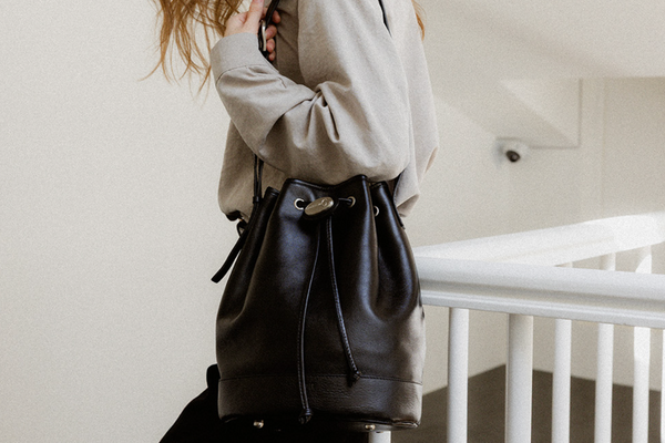 [omnipotent] Clé de bucket bag Black