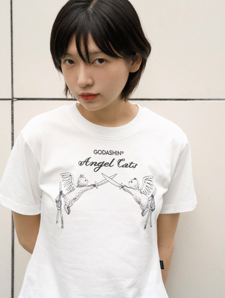 [GODASHIN] ANGEL CATS T-SHIRT (IVORY)