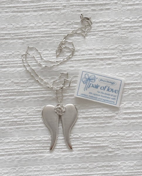 [PAIR OF LOVE] FAIRY WINGS ROSE NECKLACE