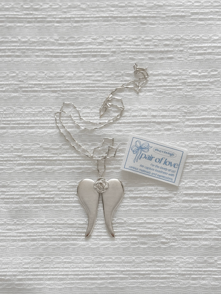 [PAIR OF LOVE] FAIRY WINGS ROSE NECKLACE