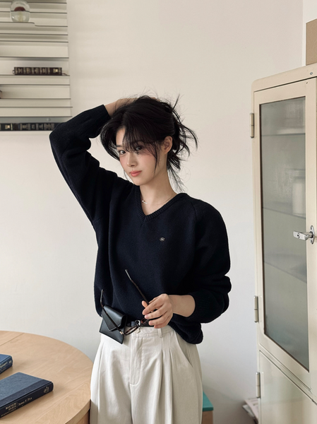 [SLOWAND] # SLOWMADE Cotton Garment Symbol V-neck Knitwear