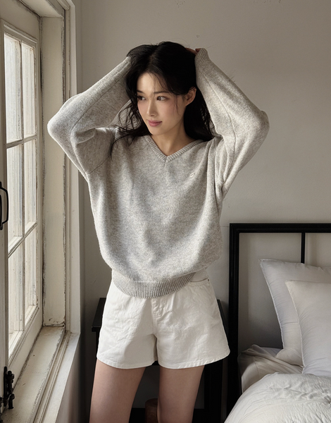 [SLOWAND] # SLOWMADE Cotton Garment Symbol V-neck Knitwear