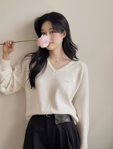 [SLOWAND] # SLOWMADE Cotton Garment Symbol V-neck Knitwear