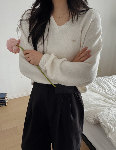 [SLOWAND] # SLOWMADE Cotton Garment Symbol V-neck Knitwear