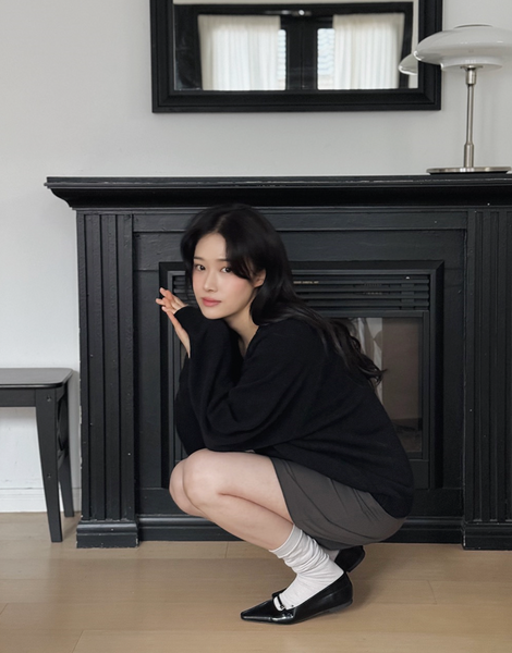 [SLOWAND] # SLOWMADE Cotton Garment Symbol V-neck Knitwear