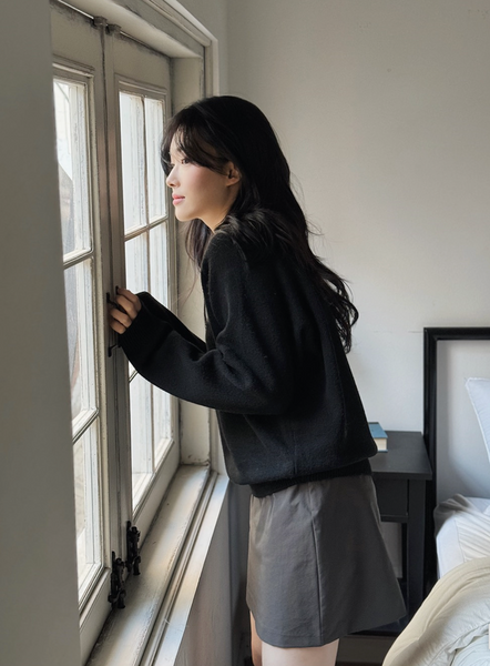 [SLOWAND] # SLOWMADE Cotton Garment Symbol V-neck Knitwear