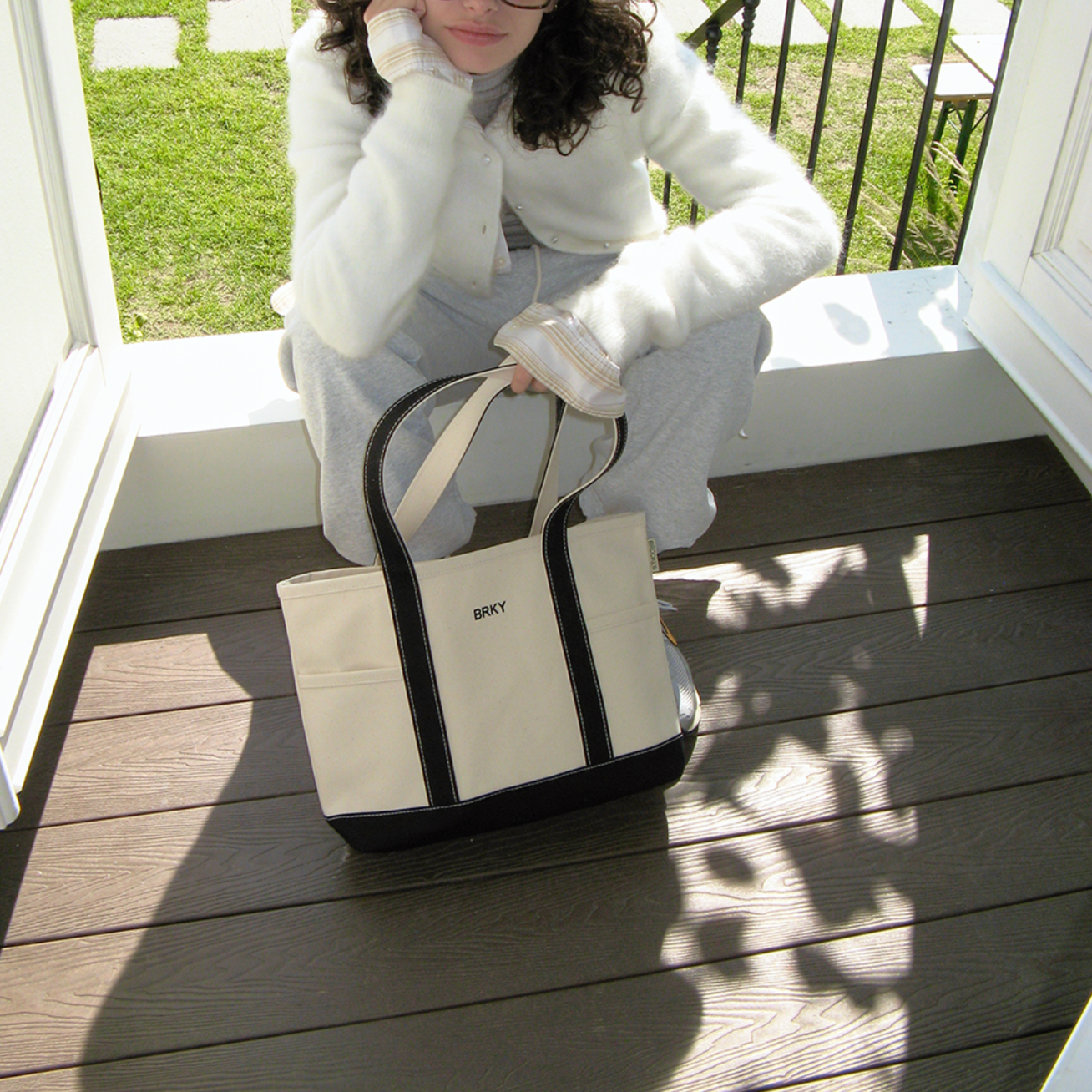 [Brookly] CANVAS POCKET BAG [BLACK]