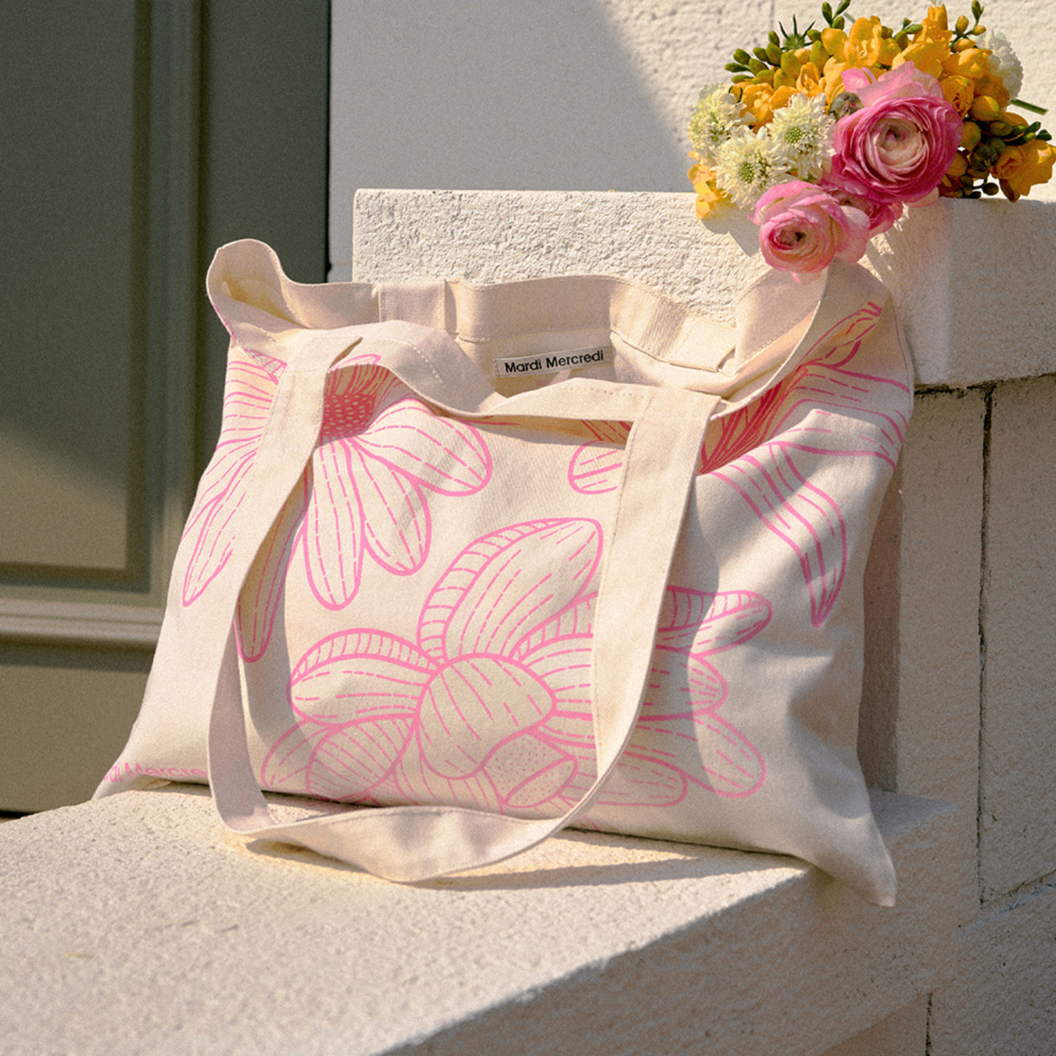 [MARDI MERCREDI] CANVAS BAG TRIPLE FLOWER CREAM LIGHTPINK
