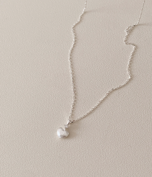 [SOYE PI-NE] Matt Cubic Heart Silver Necklace